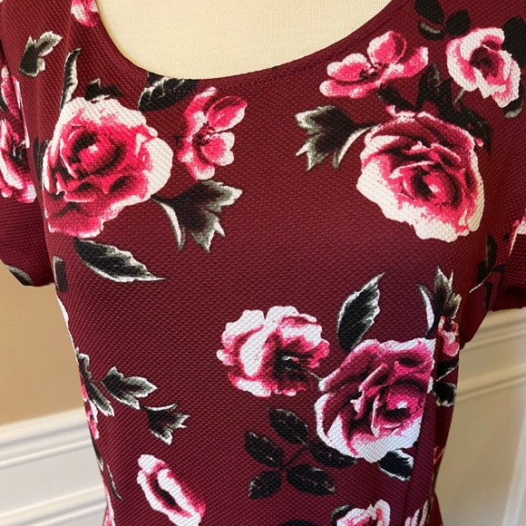 Floral fit and flare dress - Picture 2 of 11